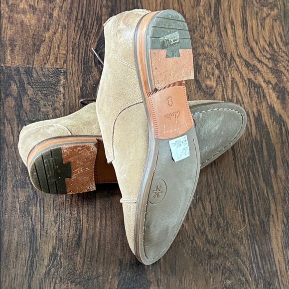Clarks 1825 Collection Exton Cap LaceUp Oxfords Taupe Suede, Men Sz 11, Like New main image 8